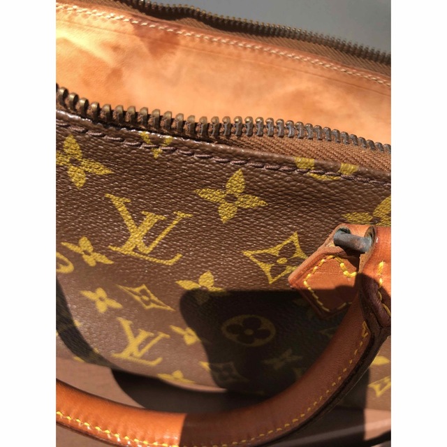 LOUIS VUITTON(ルイヴィトン)のヴィトン ・ヴィンテージサックトリアングル レディースのバッグ(ハンドバッグ)の商品写真