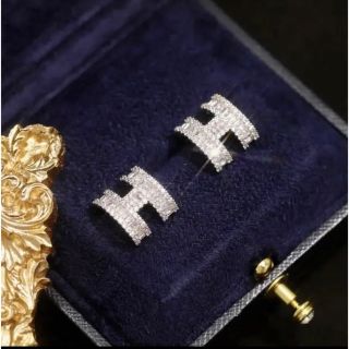 新品 H initial pierce s925 post(ピアス)