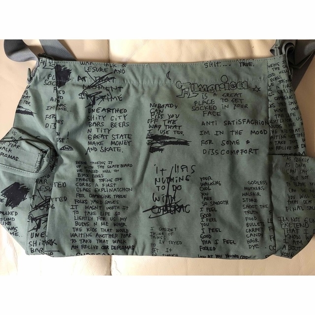 supreme field messenger bag olive gonz | www.innoveering.net