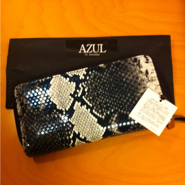 AZUL by moussy(アズールバイマウジー)のAZUL by moussy新品 長財布 レディースのファッション小物(財布)の商品写真