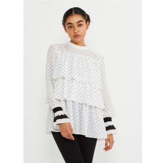 再販なし 即完売品 Loungedress 袖フリルブラウス ブラック 専門店