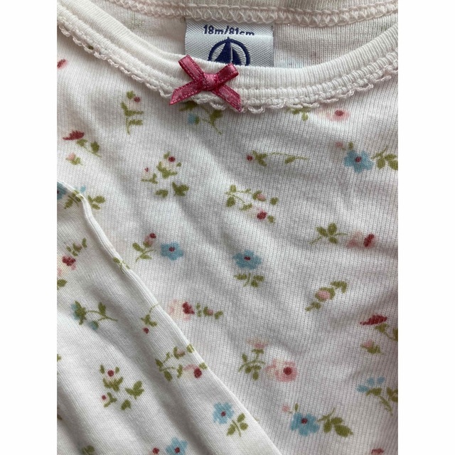 PETIT BATEAU(プチバトー)のプチバトー　ロンパース　18m/81cm 3枚セット キッズ/ベビー/マタニティのベビー服(~85cm)(ロンパース)の商品写真