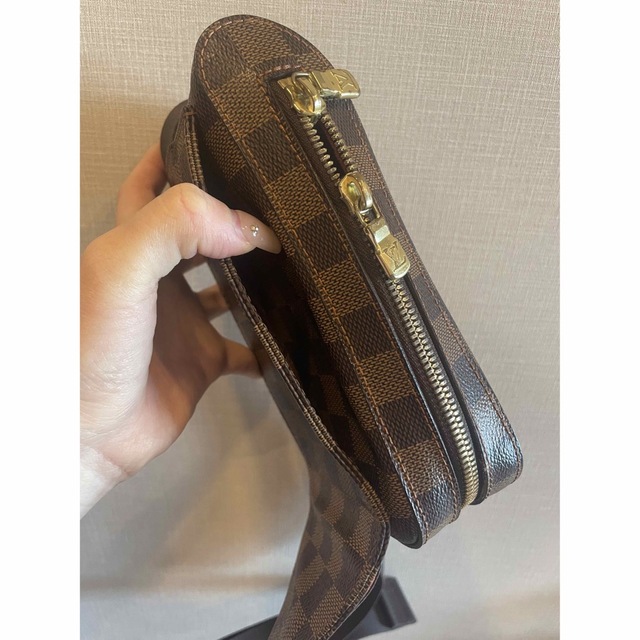 LOUIS VUITTON(ルイヴィトン)のLOUIS VUITTON ルイダミエ/ジェロニモス/ブラウン/ショルダーバッグ メンズのバッグ(ショルダーバッグ)の商品写真