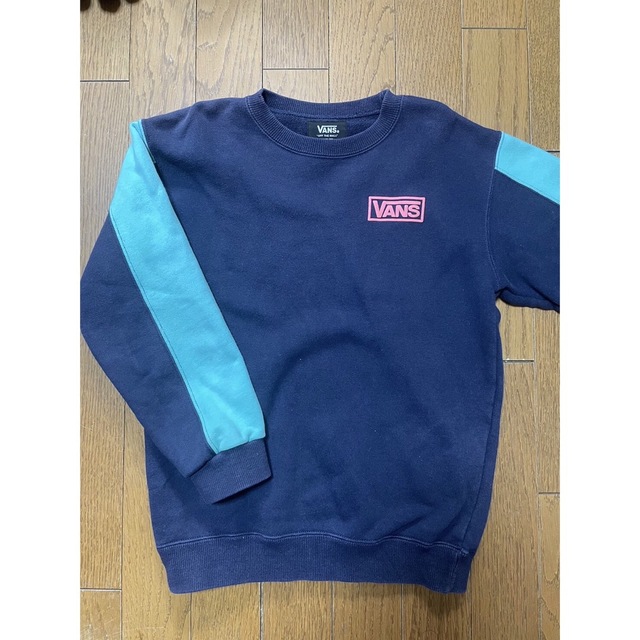 VANS(ヴァンズ)のVANS 130cm トレーナー　スウェット キッズ/ベビー/マタニティのキッズ服女の子用(90cm~)(Tシャツ/カットソー)の商品写真