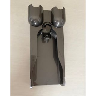 ダイソン(Dyson)のダイソン dyson V10 fluffy フラフィ 壁掛けブラケット(掃除機)