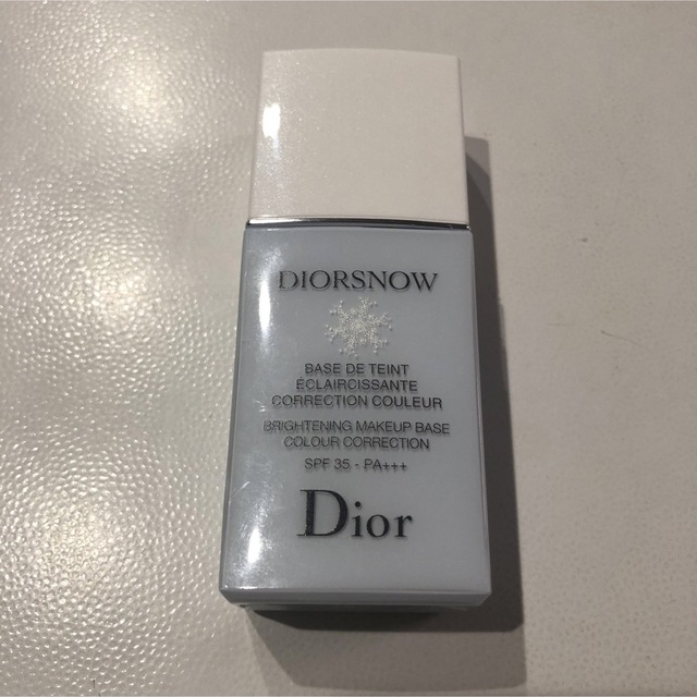 Dior snow メイクアップベース