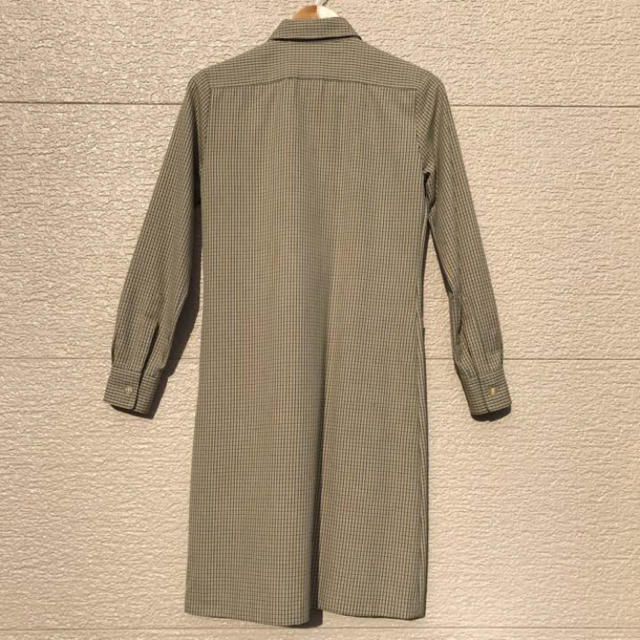 A.P.C(アーペーセー)の美品 A.P.C. ワンピース シャツ プルオーバー S 黄色 フランス製 レディースのワンピース(ひざ丈ワンピース)の商品写真