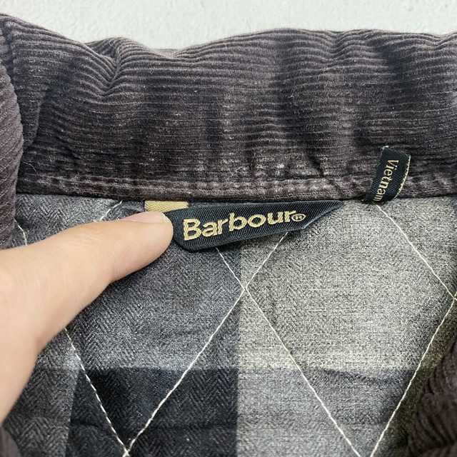 レディース バブアー Barbour キルティングジャケット 襟コーデュロイ 裏地チェック ロゴ 刺繍 サイズ：UK8 ベージュ系 【中古】 レディースのジャケット/アウター(その他)の商品写真