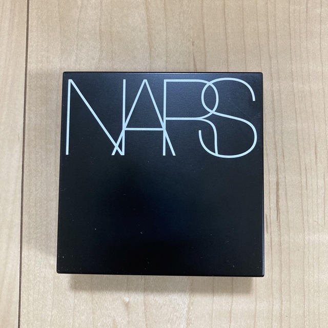 NARS(ナーズ)のNARS ナーズ　クッションファンデーション　ケースのみ コスメ/美容のメイク道具/ケアグッズ(その他)の商品写真