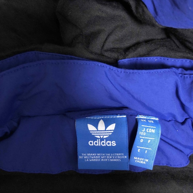adidas(アディダス)のadidasのジャケット（こども） キッズ/ベビー/マタニティのキッズ服男の子用(90cm~)(ジャケット/上着)の商品写真