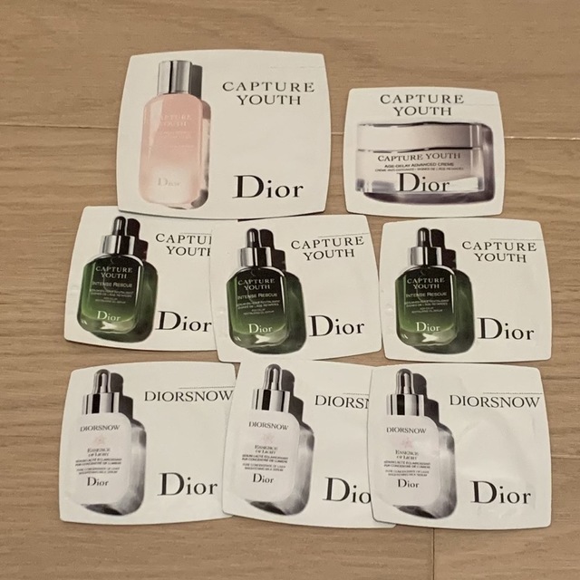 Dior(ディオール)のDior カプチュールユース　サンプル コスメ/美容のスキンケア/基礎化粧品(美容液)の商品写真