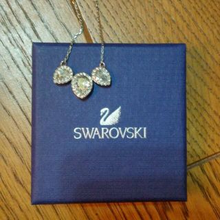 スワロフスキー(SWAROVSKI)のSWAROVSKI  ネックレス(ネックレス)