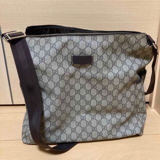 グッチ(Gucci)の未使用　美品　グッチ　スプリーム GUCCI  ショルダーバッグ マザーズバッグ(ショルダーバッグ)