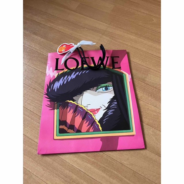 LOEWE  ロエベ　ハウルの動く城　ショッパー　荒地の魔女