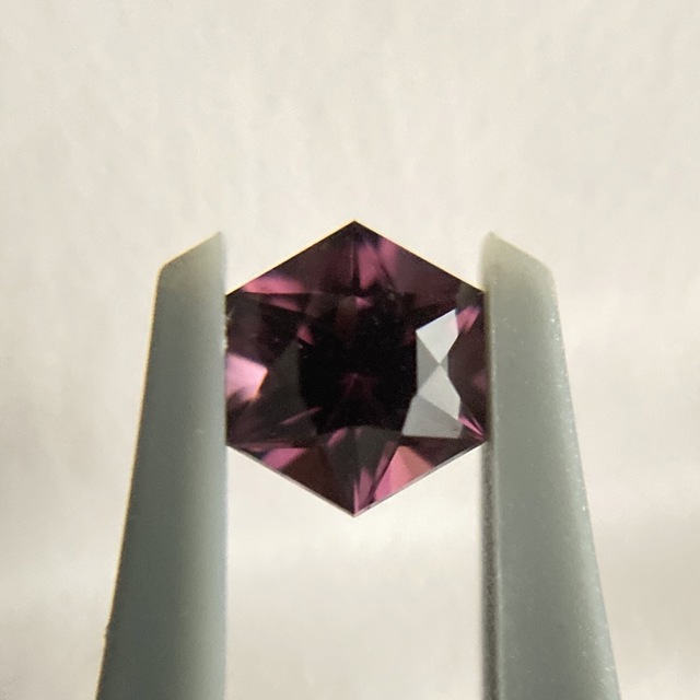 スピネル ヘキサゴン 0.468ct