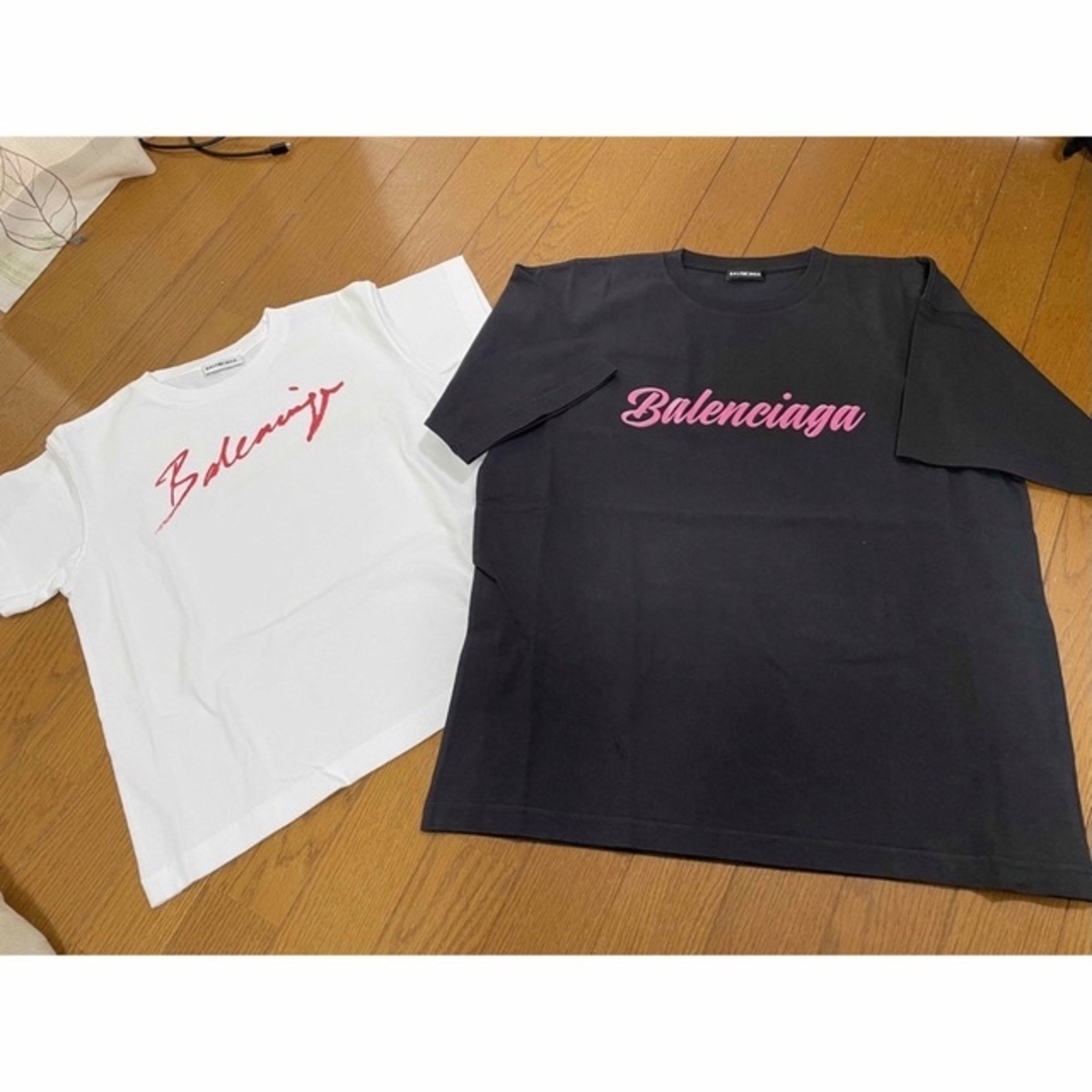 正規品完売‼︎バレンシアガユニセックス ピンクロゴTシャツ