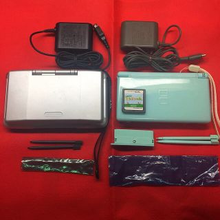 ニンテンドウ(任天堂)の任天堂 DSlite ＋ 充電器 ＋ ソフト1つ のセット(携帯用ゲーム機本体)