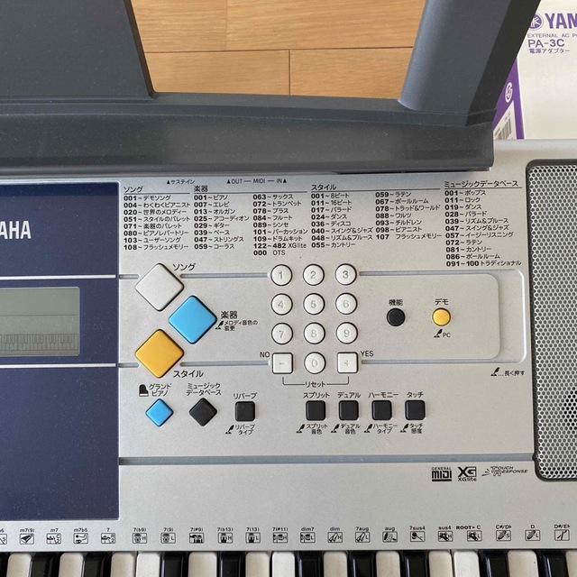 ヤマハ(ヤマハ)のYAMAHA ヤマハ　電子ピアノ　PSR-E323 楽器の鍵盤楽器(電子ピアノ)の商品写真