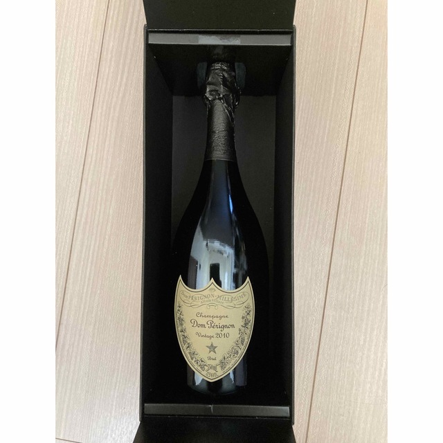 Dom Pérignon(ドンペリニヨン)のドンペリニヨン　2010 食品/飲料/酒の酒(シャンパン/スパークリングワイン)の商品写真