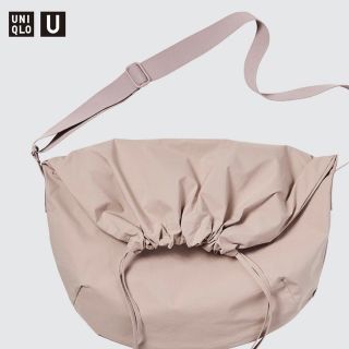 ユニクロ(UNIQLO)のUNIQLO ドローストリングショルダーバック(ショルダーバッグ)