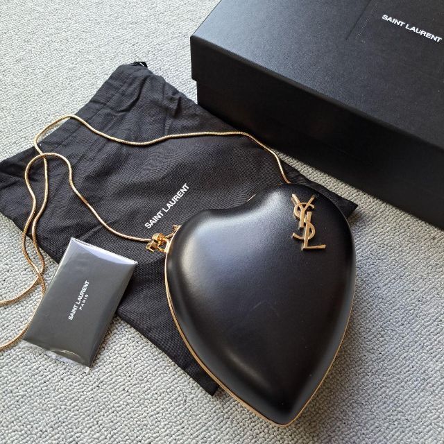 爆売りセール開催中!】 Yves Saint Laurent - サンローラン ハート型