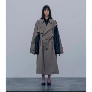 シュタイン(stein)のstein DEFORMATION TRENCH COAT(トレンチコート)