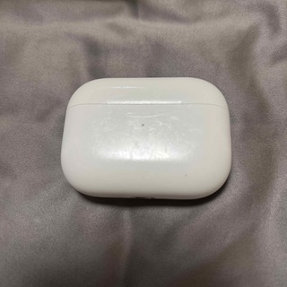 Apple - Apple AirPods Pro 充電ケースのみの通販 by トビラ7003's ...