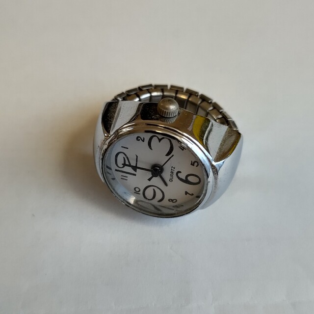 週末限定値下げ！指輪時計 メンズのアクセサリー(リング(指輪))の商品写真