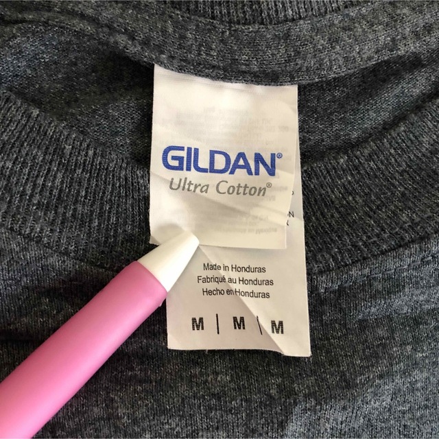 GILDAN(ギルタン)の【ギルダン】長袖Tシャツ　ロンT　刃　国旗　包丁　総柄　バックプリント14 メンズのトップス(Tシャツ/カットソー(七分/長袖))の商品写真