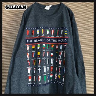 ギルタン(GILDAN)の【ギルダン】長袖Tシャツ　ロンT　刃　国旗　包丁　総柄　バックプリント14(Tシャツ/カットソー(七分/長袖))