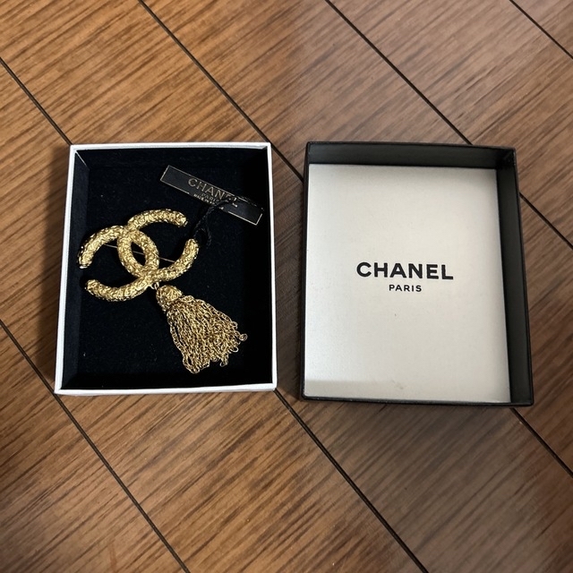 SEAL限定商品】 CHANEL - ブローチ ヴィンテージ CHANEL ブローチ+