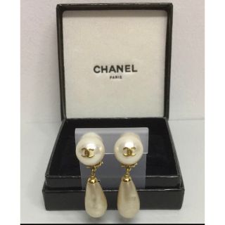 シャネル(CHANEL)のCHANELパールイヤリング(ヴィンテージ)(イヤリング)