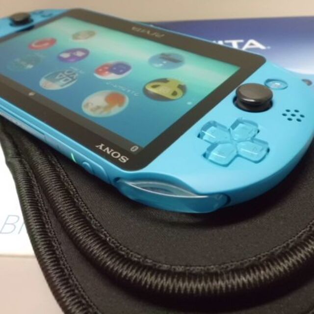 PlayStation Vita(プレイステーションヴィータ)のPSVITA PCH-2000 Aqua Blue エンタメ/ホビーのゲームソフト/ゲーム機本体(携帯用ゲーム機本体)の商品写真