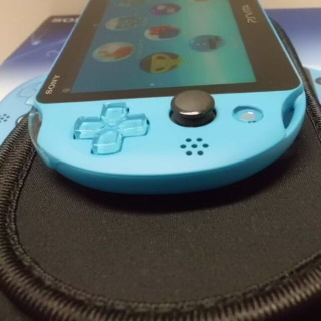 PlayStation Vita(プレイステーションヴィータ)のPSVITA PCH-2000 Aqua Blue エンタメ/ホビーのゲームソフト/ゲーム機本体(携帯用ゲーム機本体)の商品写真