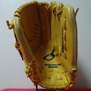 ⚾廃盤⚾WBC全日本のエース⚾ダルビッシュ有モデル 投手用グラブ グローブ