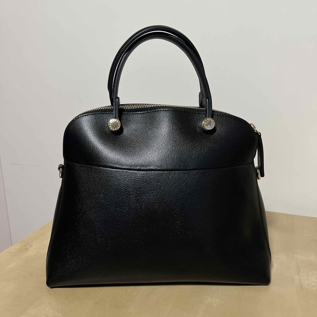 FURLA フルラ パイパーM 旧モデル-