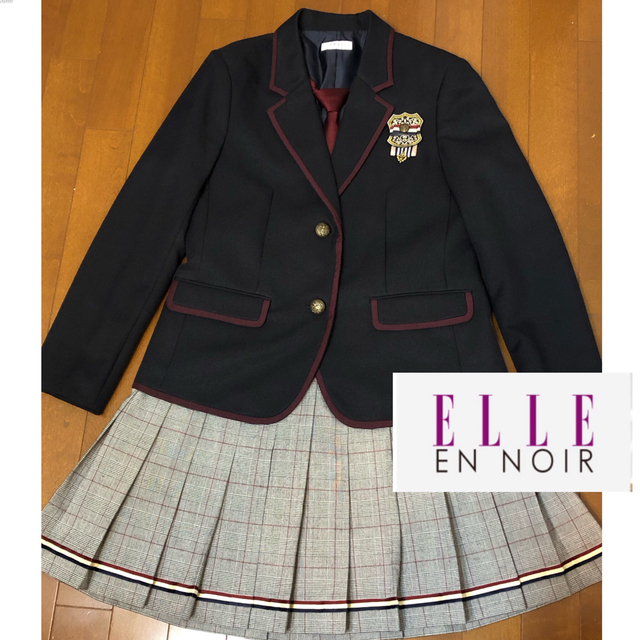 ELLE 学生服4点セット　ブレザー　スカート　ブラウス　タイ