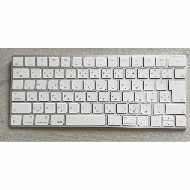 Apple(アップル)のAPPLE MAGIC KEYBOARD-JIS スマホ/家電/カメラのPC/タブレット(PC周辺機器)の商品写真