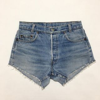 リーバイス(Levi's)のリーバイス/Levi's カットオフ デニム ショートパンツ 実寸：W28　色落ち古着 【中古】(スラックス/スーツパンツ)