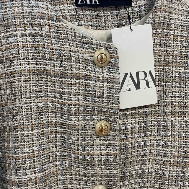 ZARA ボタンディテール付きテクスチャー入り生地ブレザー TsSQSLQles ZARA ボタンディテール付きテクスチャー入り生地ブレザー TsSQSLQles