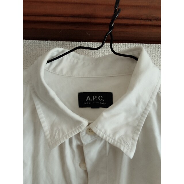 A.P.C(アーペーセー)のAPC シャツ 白 ホワイト メンズのトップス(シャツ)の商品写真