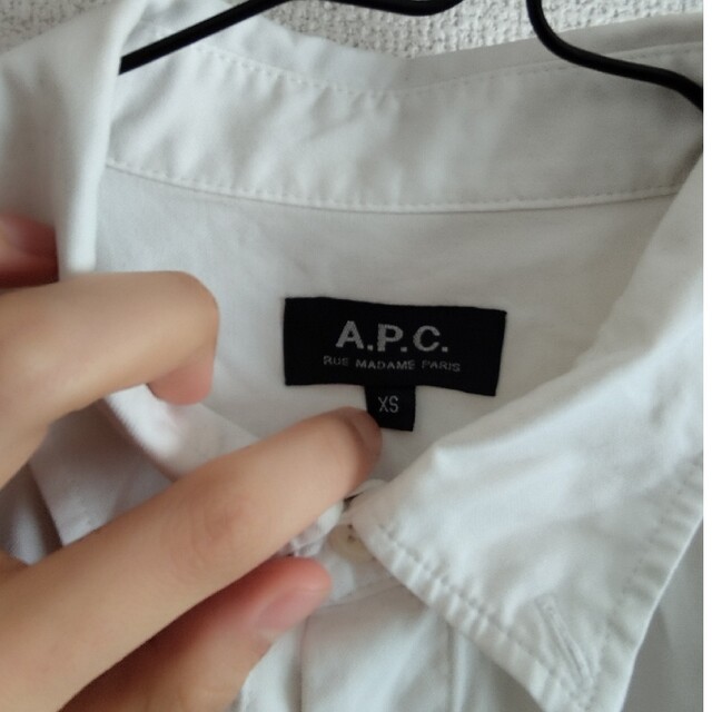 A.P.C(アーペーセー)のAPC シャツ 白 ホワイト メンズのトップス(シャツ)の商品写真