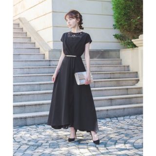 ガール(GIRL)の美品　GIRL ベルト付きカシュクール風レース切替フレア結婚式パーティードレス (ロングドレス)