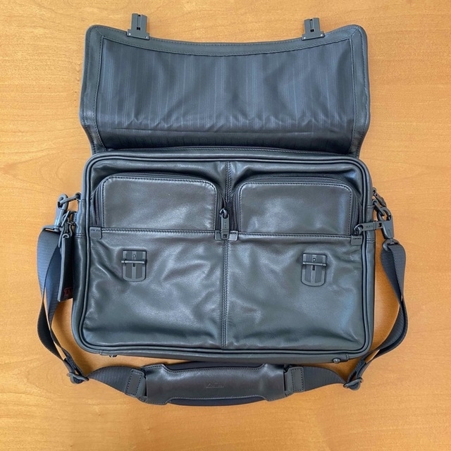 トゥミ TUMI 96167DH レザー スリム フラップ ビジネス バッグ 黒