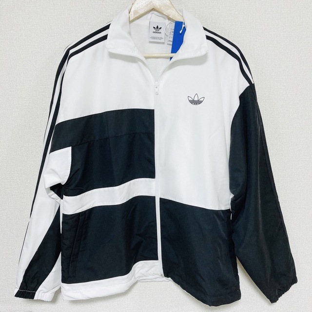 新品未使用！adidas Mサイズ アシンメトリー トラックジャケット 白黒