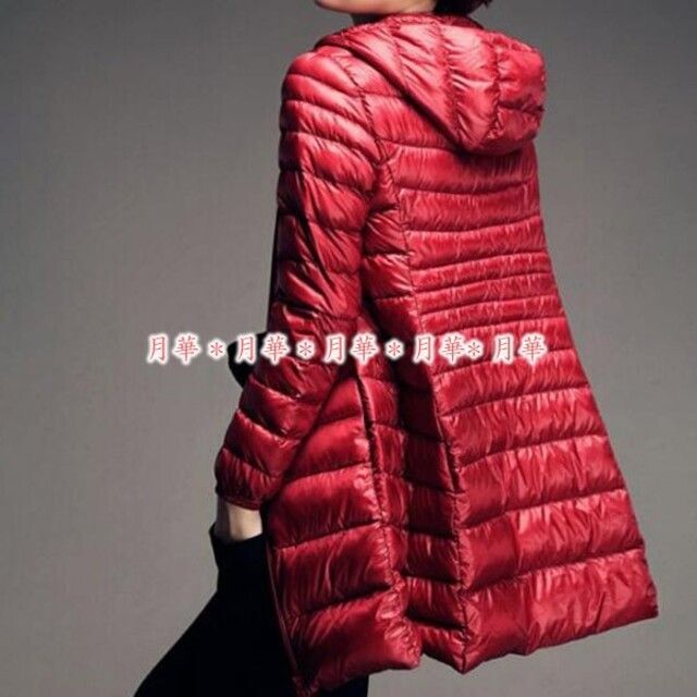 赤 L (M相当) ウルトラライトダウンコート 新品 フード付 nf180016 レディースのジャケット/アウター(ダウンコート)の商品写真