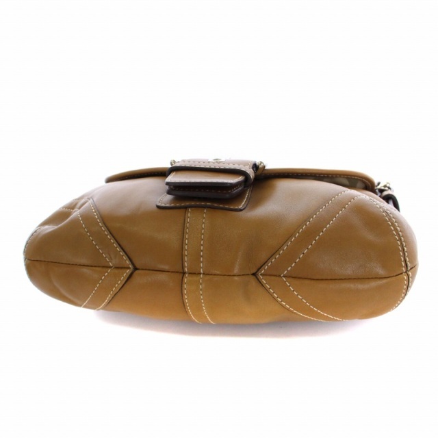 COACH - コーチ COACH ソーホーレザースモールフラップ ワン COACH - コーチ COACH ソーホーレザースモールフラップ ワン