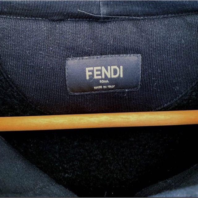 FENDI フェンディ　フーディー　パーカー　ニット　ブルゾン