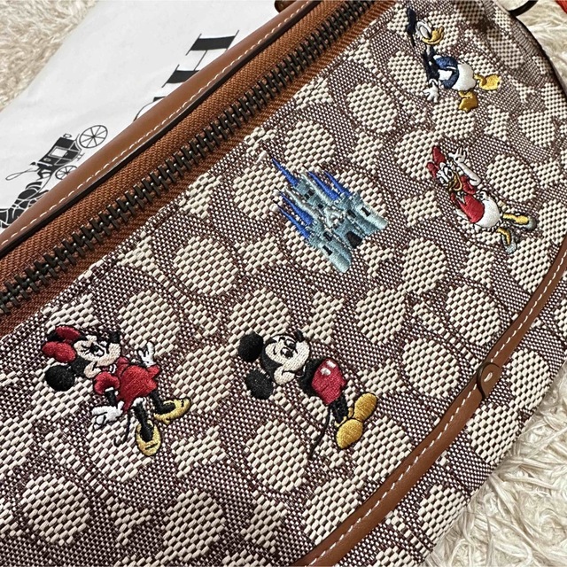 未使用COACH×ディズニーワールド50周年限定ミッキー&フレンズ ボディ