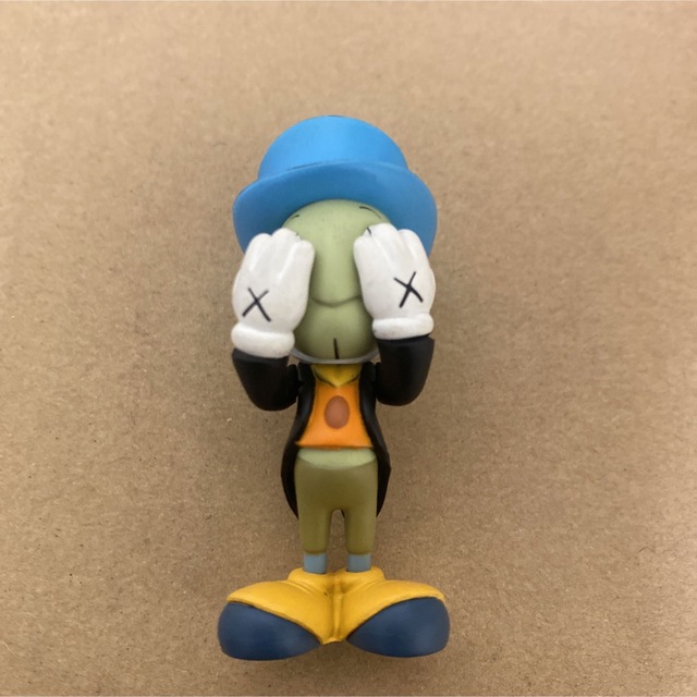 KAWS PINOCCHIO & JIMINY CRICKET  エンタメ/ホビーのフィギュア(その他)の商品写真